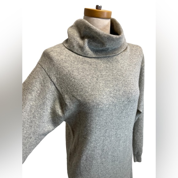 William Kasper California 100% Cashmere Turtle Neck Gray Dress - Picture 4 of 10